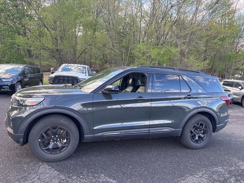 Used 2024 Ford Explorer Timberline w/ Timberline Technology Package image 2
