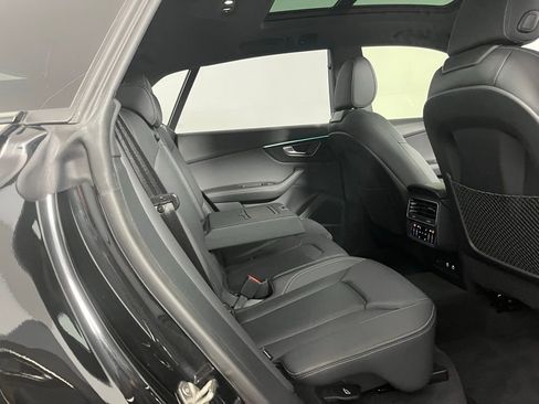 Used 2024 Audi Q8 Premium Plus w/ Premium Plus Package image 26
