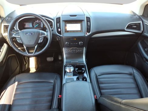 Used 2019 Ford Edge SEL w/ Equipment Group 201A image 10