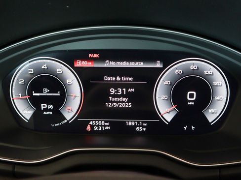 Used 2023 Audi Q5 2.0T Premium Plus w/ Premium Plus Package image 19