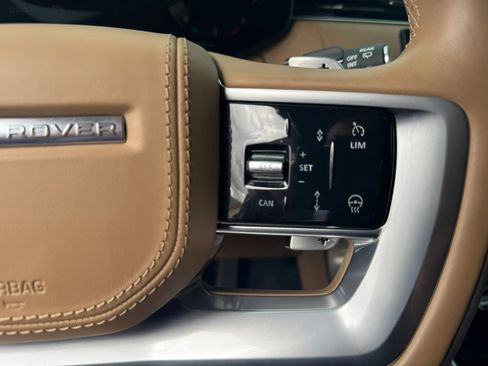 Used 2025 Land Rover Range Rover Autobiography AWD/4WD image 8