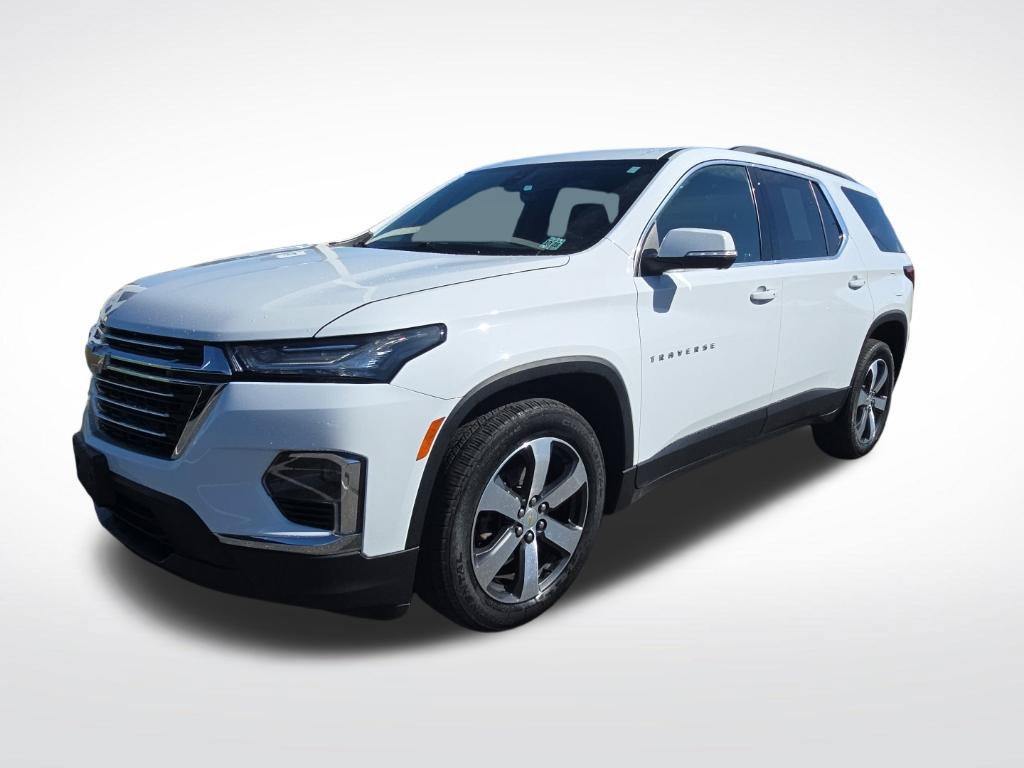 Used 2023 Chevrolet Traverse LT w/ LT Premium Package AWD/4WD image 9