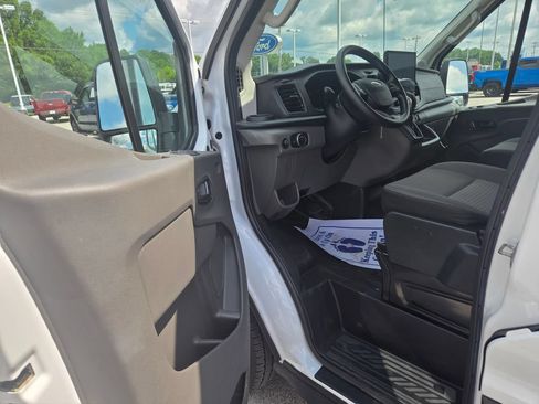 Used 2024 Ford Transit 350 XL RWD image 6