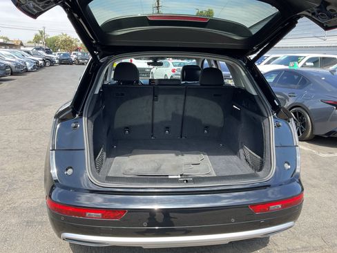 Used 2020 Audi Q5 2.0T Premium w/ Convenience Package AWD/4WD image 25