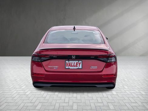 Used 2024 Honda Accord Sport image 6