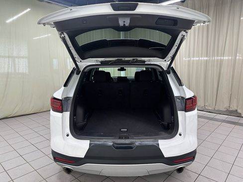 Certified 2024 Chevrolet Blazer LT w/ Convenience Package image 8