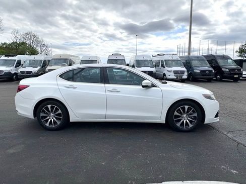 Used 2017 Acura TLX w/ Technology Package image 10