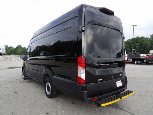 Used 2023 Ford Transit 250 148 High Roof Extended RWD image 5