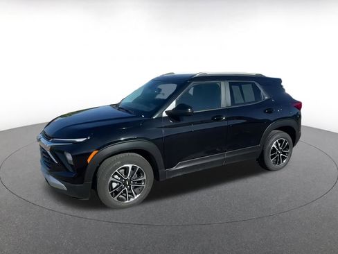 Used 2025 Chevrolet TrailBlazer LT image 8