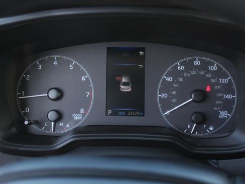 Used 2023 Toyota Corolla LE image 11