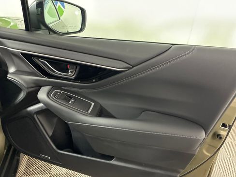 Used 2025 Subaru Outback Touring XT w/ Popular Package #2 image 35