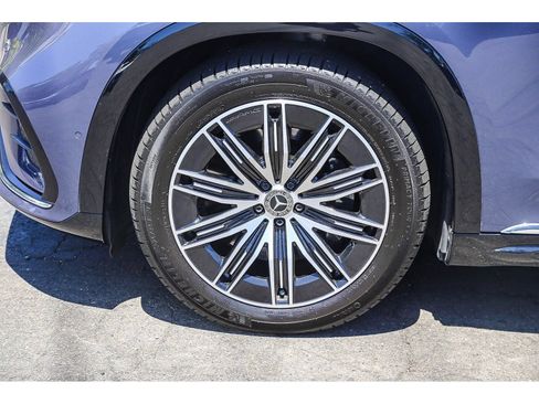 Certified 2023 Mercedes-Benz EQS 580 4MATIC SUV image 9