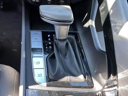 Used 2023 Hyundai Elantra SEL w/ Convenience Package image 25