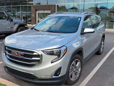 Used 2019 GMC Terrain SLT FWD image 2