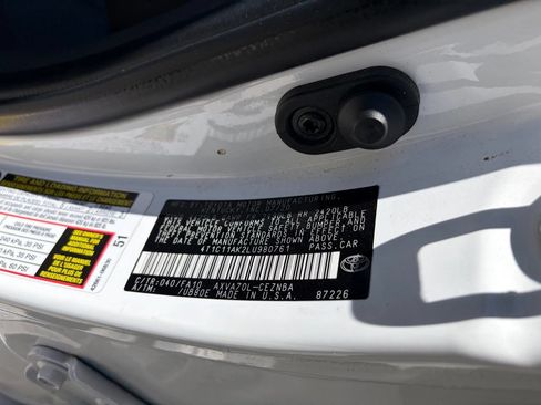 Used 2020 Toyota Camry LE w/ Carpet Mat Package FWD image 14