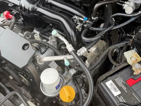 Used 2016 Subaru Crosstrek 2.0i Limited image 29