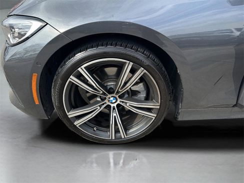 Used 2022 BMW 330i Sedan w/ Premium Package image 24