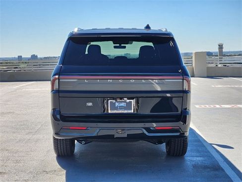 New 2025 Lincoln Navigator Black Label image 6