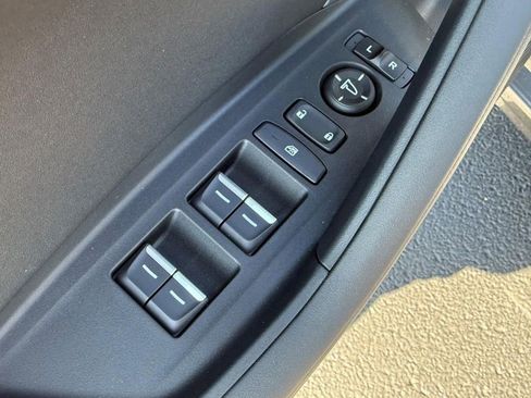 Certified 2025 Acura TLX w/ Technology Package image 10