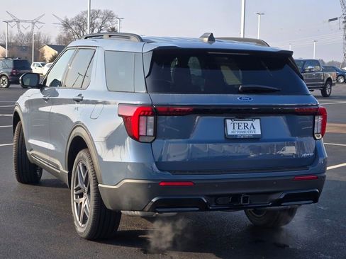 New 2026 Ford Explorer ST-Line w/ ST-Line Street Pack image 17