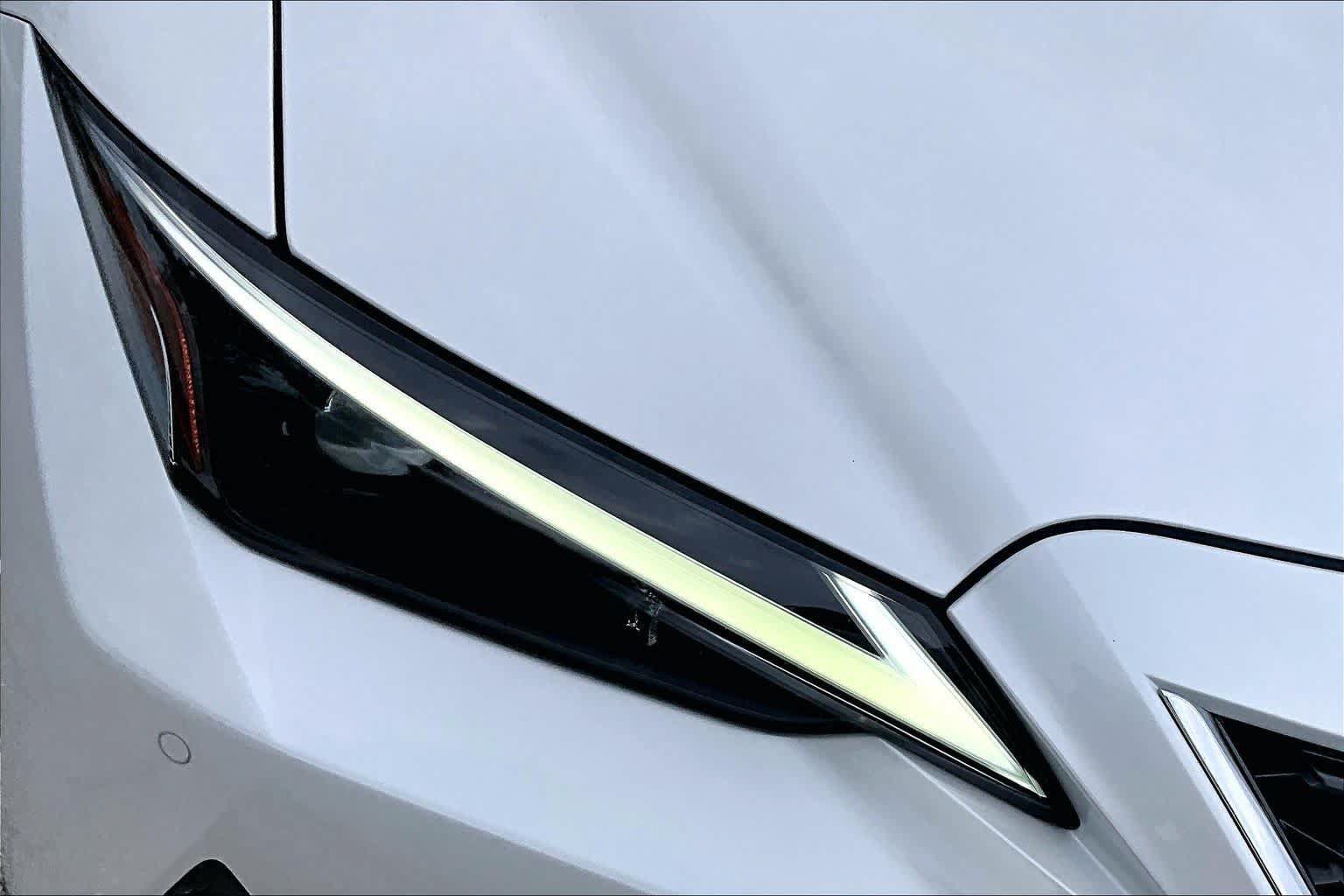 Used 2023 Lexus IS 300 w/ Comfort Package RWD image 28