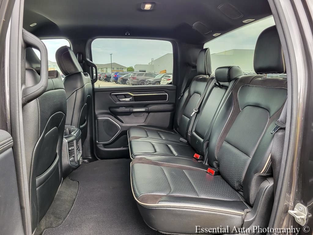 Used 2024 RAM 1500 Laramie AWD/4WD image 10
