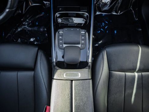 Used 2022 Mercedes-Benz GLB 250 GLB 250 image 27