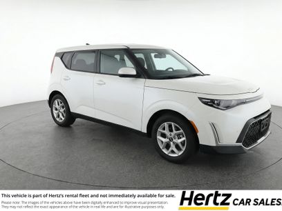 Used 2025 Kia Soul LX w/ LX Technology Package