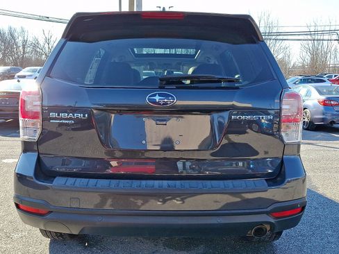 Used 2018 Subaru Forester 2.5i Touring w/ Popular Package #3B image 5