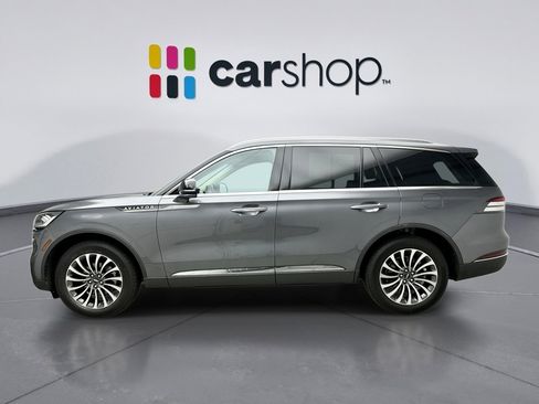 Used 2022 Lincoln Aviator AWD w/ Premium Package image 2