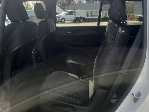 New 2025 Jeep Grand Cherokee L Laredo w/ Luxury Tech Group I image 9