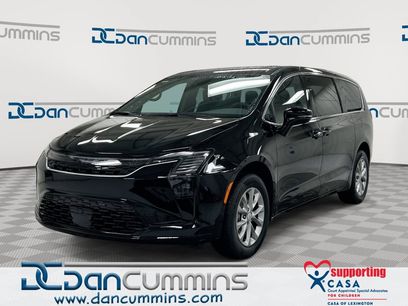 New 2027 Chrysler Pacifica Select