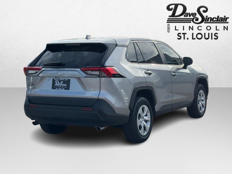 Used 2025 Toyota RAV4 LE FWD image 3