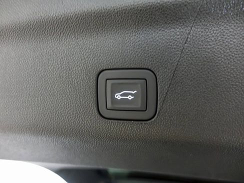 New 2026 Chevrolet Suburban Z71 w/ Z71 Off-Road Package image 26