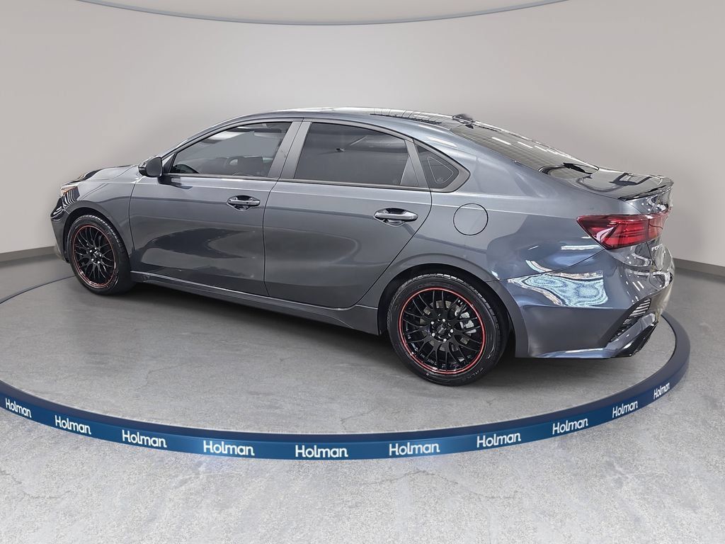 Used 2023 Kia Forte GT-Line w/ GT-Line Premium Package FWD image 9