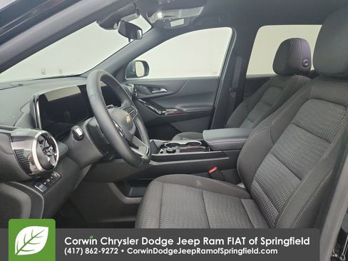 Used 2026 Chevrolet Equinox LT AWD/4WD image 19