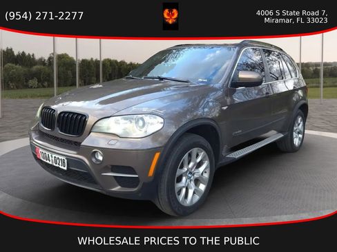 Used 2013 BMW X5 xDrive35i AWD/4WD image 1