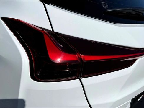 New 2026 Lexus UX 300h FWD image 12