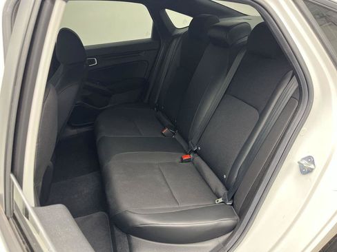 Used 2024 Honda Civic Sport image 9