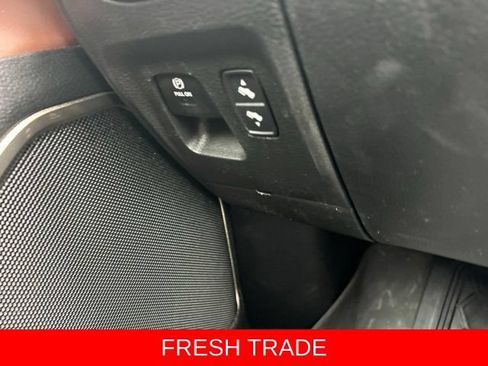 Used 2020 RAM 1500 Limited AWD/4WD image 17