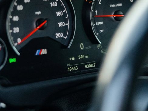Used 2018 BMW M3 w/ Competition Package RWD image 4