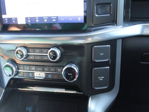 Used 2023 Ford F150 Lariat w/ Equipment Group 502A High image 16