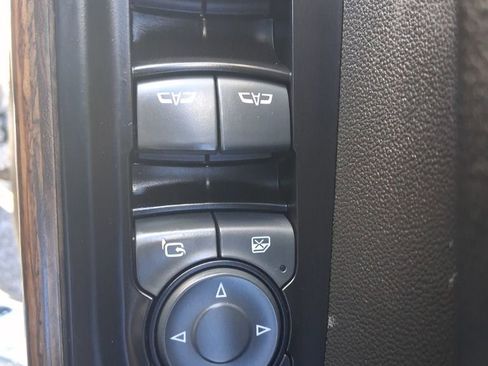 Used 2019 Chevrolet Silverado 1500 High Country image 21