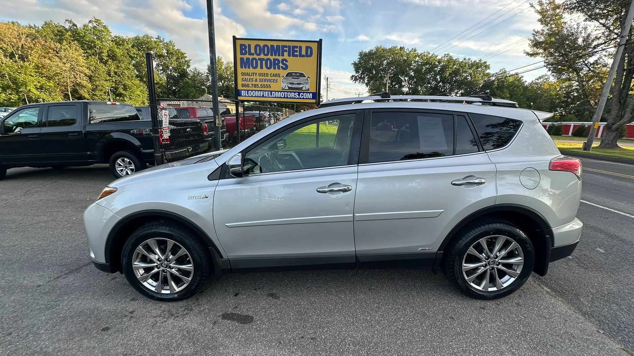 Used 2016 Toyota RAV4 Limited w/ Advanced Technology Package AWD/4WD image 9