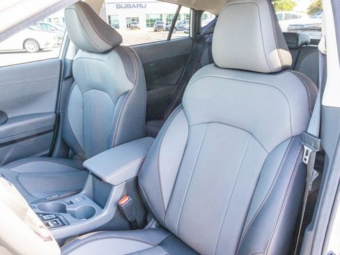 New 2025 Subaru Crosstrek 2.5i Limited w/ Popular Package #3A image 32