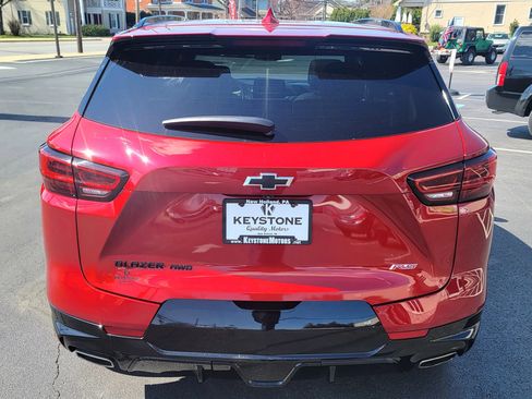 Used 2023 Chevrolet Blazer RS w/ Enhanced Convenience Package image 6