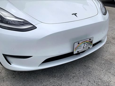 Used 2022 Tesla Model Y Long Range AWD/4WD image 33