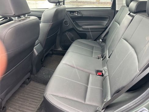 Used 2018 Subaru Forester 2.5i Touring image 14