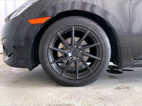 Used 2018 Honda Civic EX-T image 6