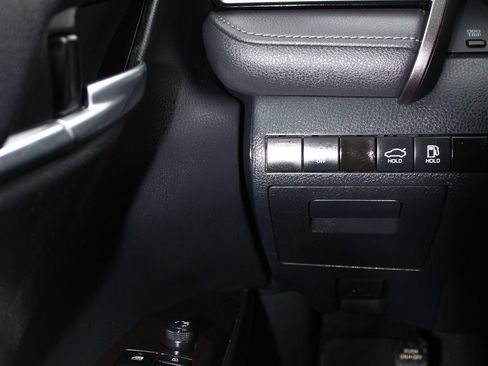 Used 2024 Toyota Camry LE image 13